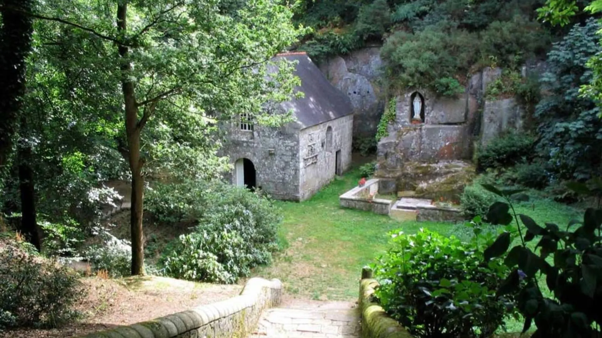 Maison Charmante A Langoelan Avec Piscine Partagee 0*,