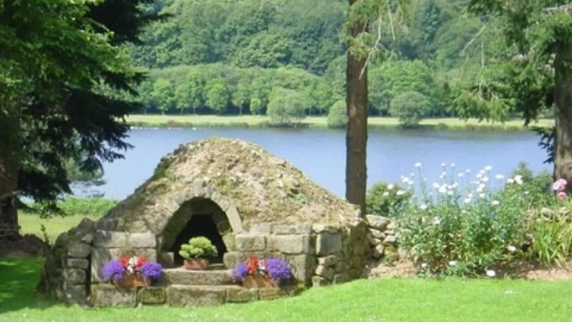 Maison Charmante A Langoelan Avec Piscine Partagee France