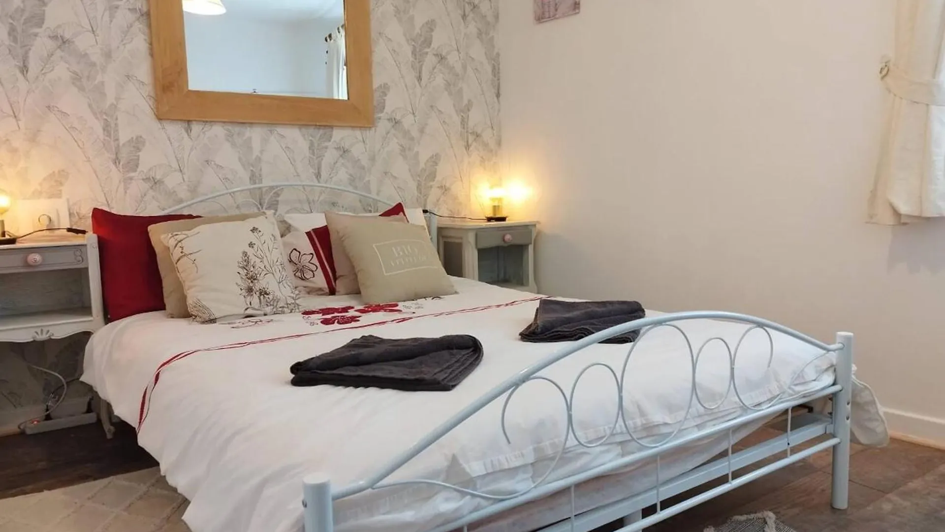 Maison Charmante A Langoelan Avec Piscine Partagee Holiday home